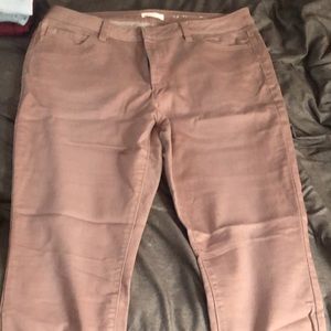 Lauren Conrad Capris